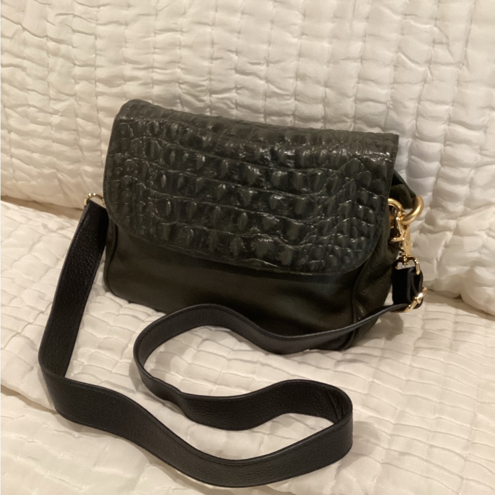 Croc Embossed Dark Olive Leather Bag - Picture 5 of 7